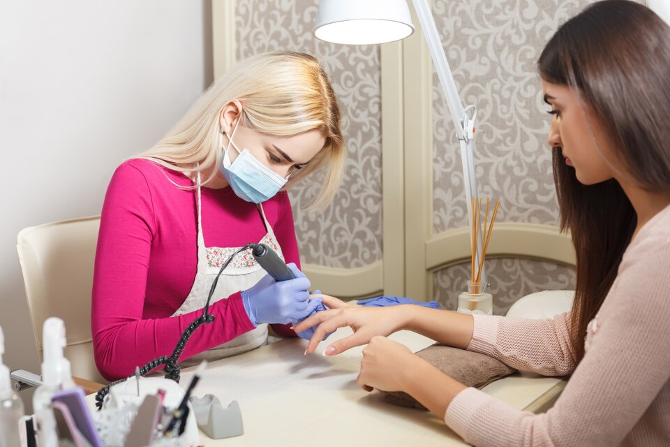 Balışeyh Manikürcü